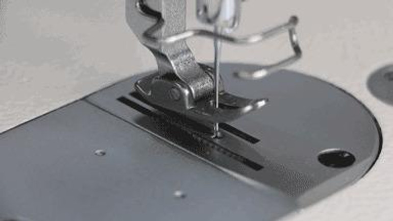 Comparing Sewing Machine Feeding Mechanisms