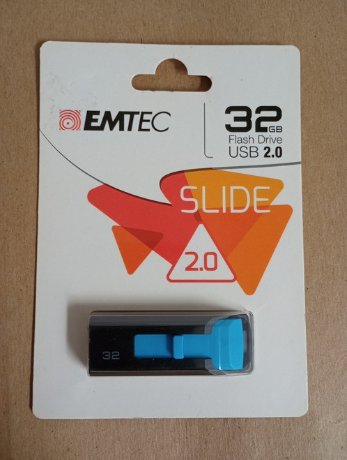 Emtec Slide USB 2.0 32GB Flash Drive - 1 Ct