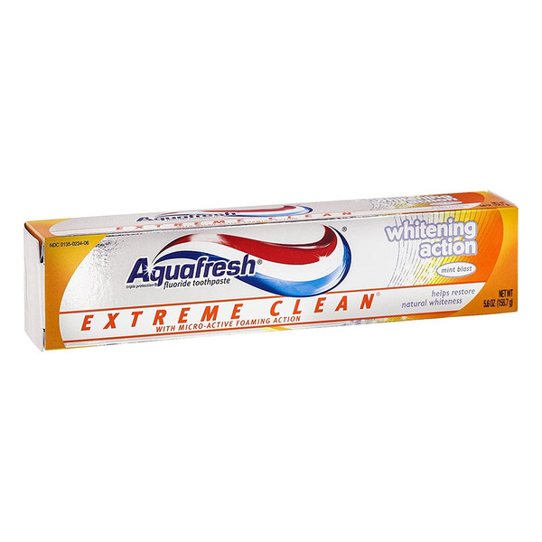 Aquafresh Extreme Clean Whitening Toothpaste, Mint - 5.6 Oz