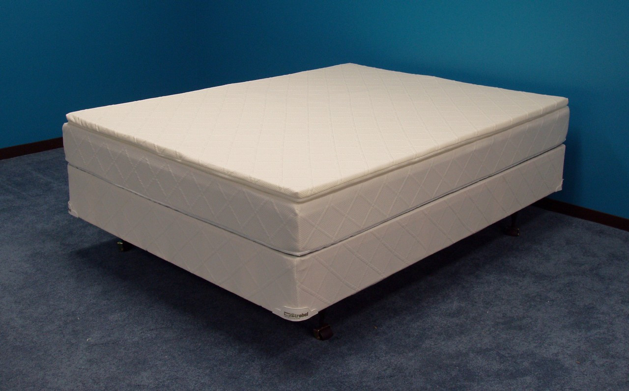 Strobel Futura Waterbed with 1.5-inch memory foam layer