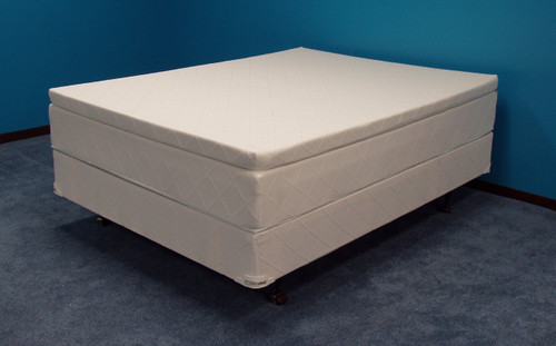 Strobel Futura Waterbed with 3-inch memory foam layer