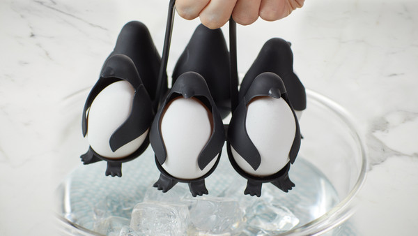 PENGUIN EGG CADDY