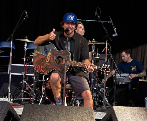 Eddie Vedder with Pearl Jam, 2014