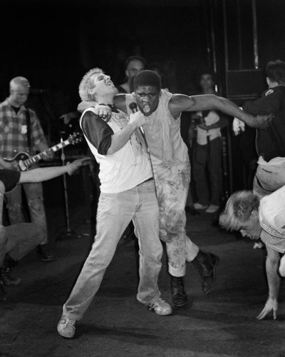 Seven Seconds Photo by Alison Braun