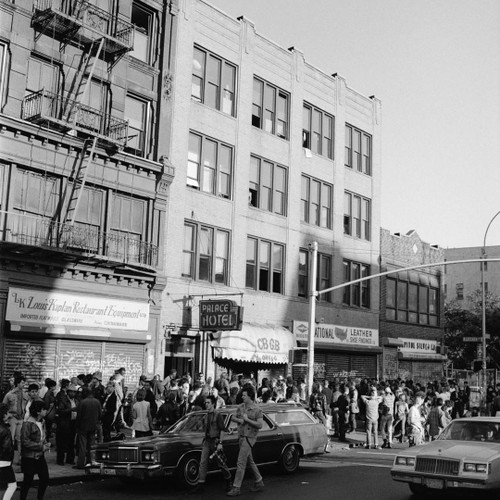 CBGB Sunday Matinee Intermission by Drew Carolan