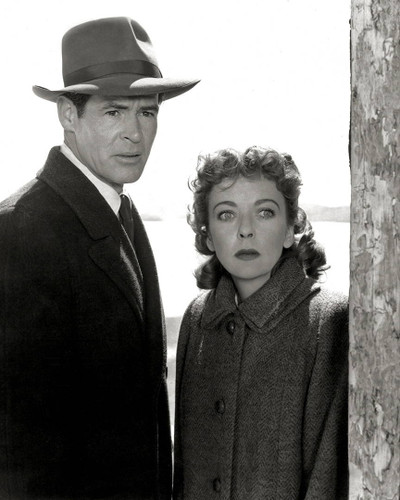 Scene still of Ida Lupino, Robert Ryan, On Dangerous Ground, 1951