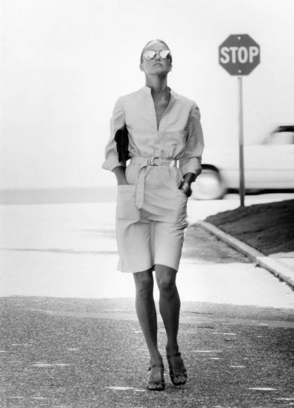 1970\'s fashion shoot on city streets