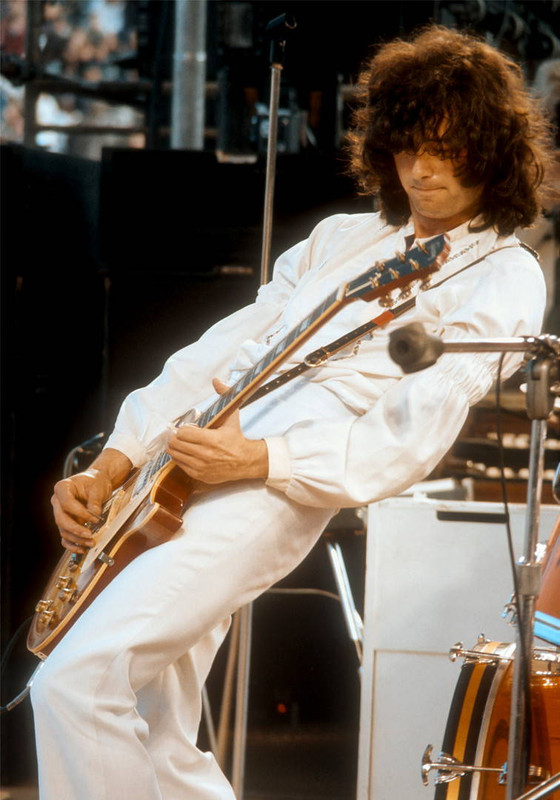 Jimmy Page playing his classic \'69 Gibson Les Paul at Kezar Stadium in 1973.
