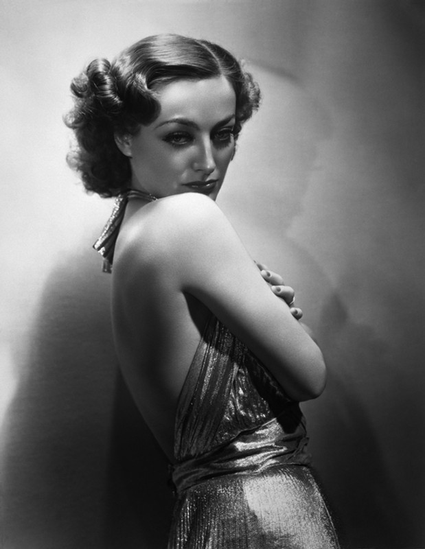 Sultry Joan Crawford portrait shot by George Hurrell.