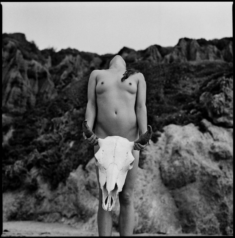 Between Realty by Javiera Estrada