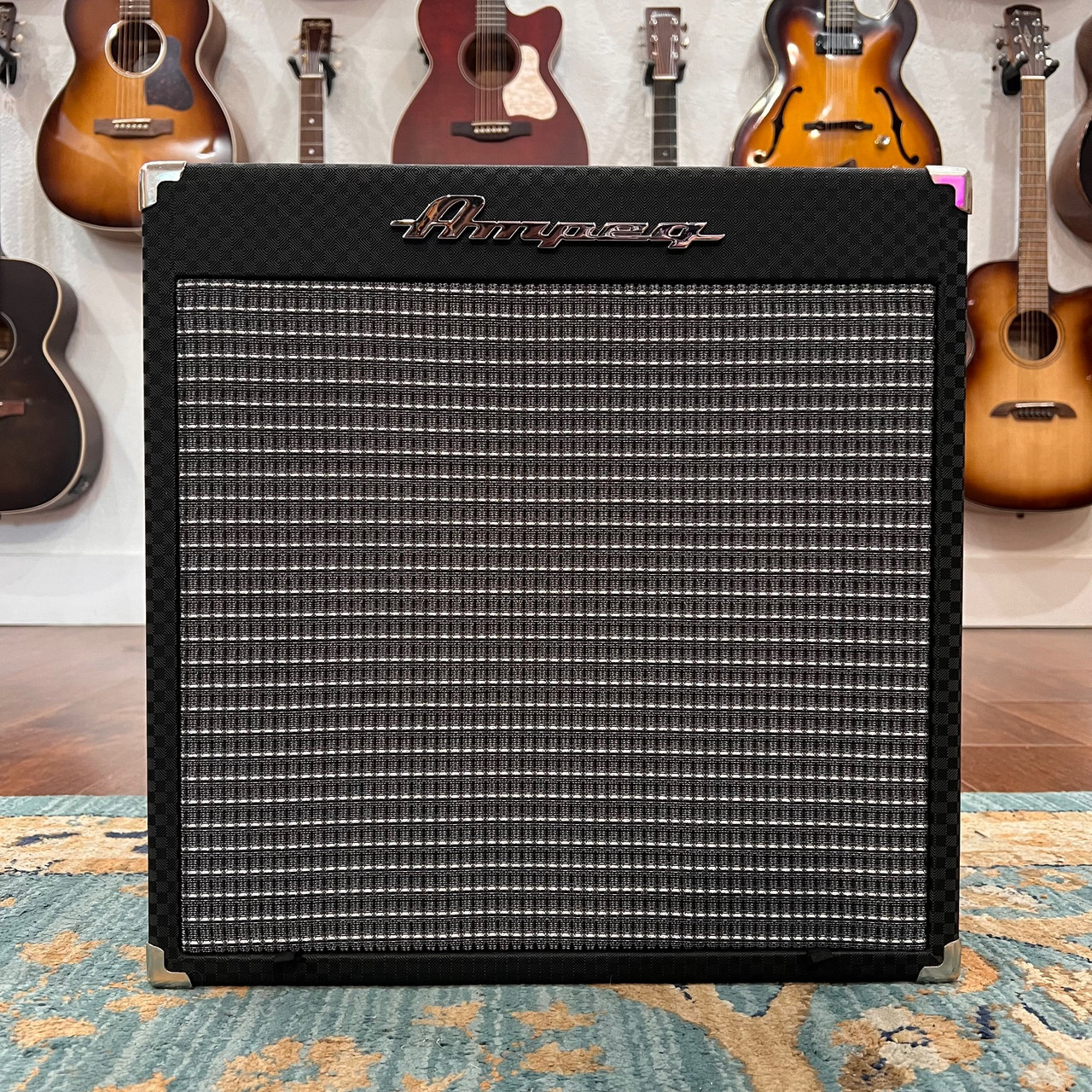 Ampeg RB-108 30W Bass Combo