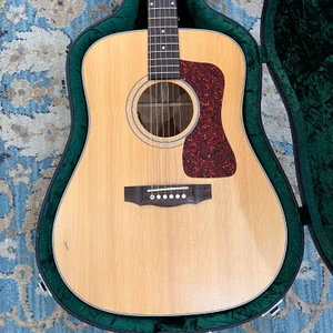 Guild D-40 USA Acoustic Guitar w/ LR Baggs Pickup