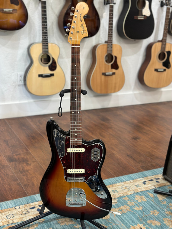 Fender Classic Player Jaguar Special 3-Color Sunburst