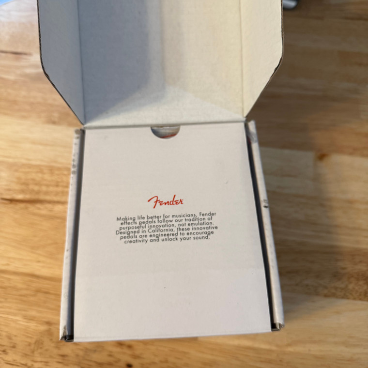 Fender MTG Tube Distortion w/ Box