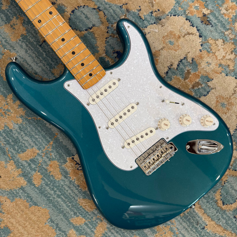 Fender Vintera II '50s Stratocaster with Maple Fretboard 2023 - 2026 - Ocean Turquoise