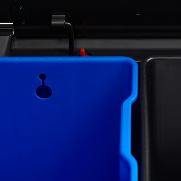 Rubbermaid Elite Dual Stream Pedal Bin - 39 Ltr - Charcoal - 2145987 - Close-Up of Blue Bucket Bag Cinch