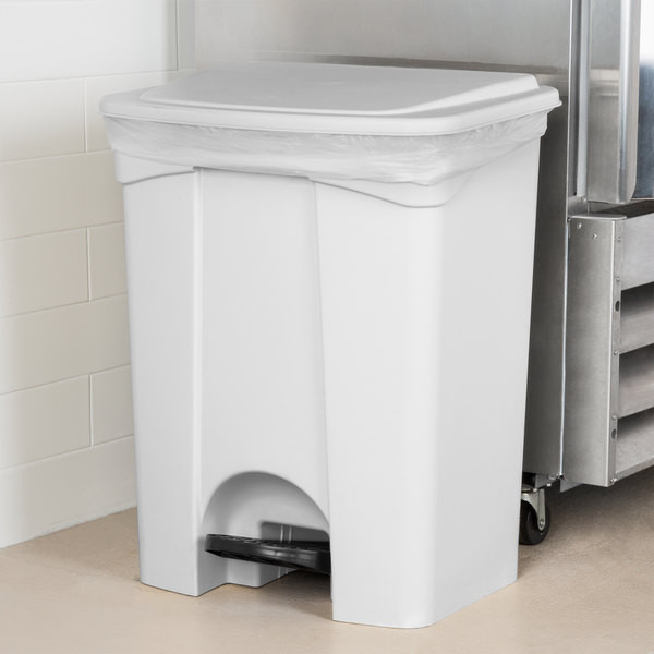 Rubbermaid Legacy Step-On Pedal Bin - 68 Ltr - White
