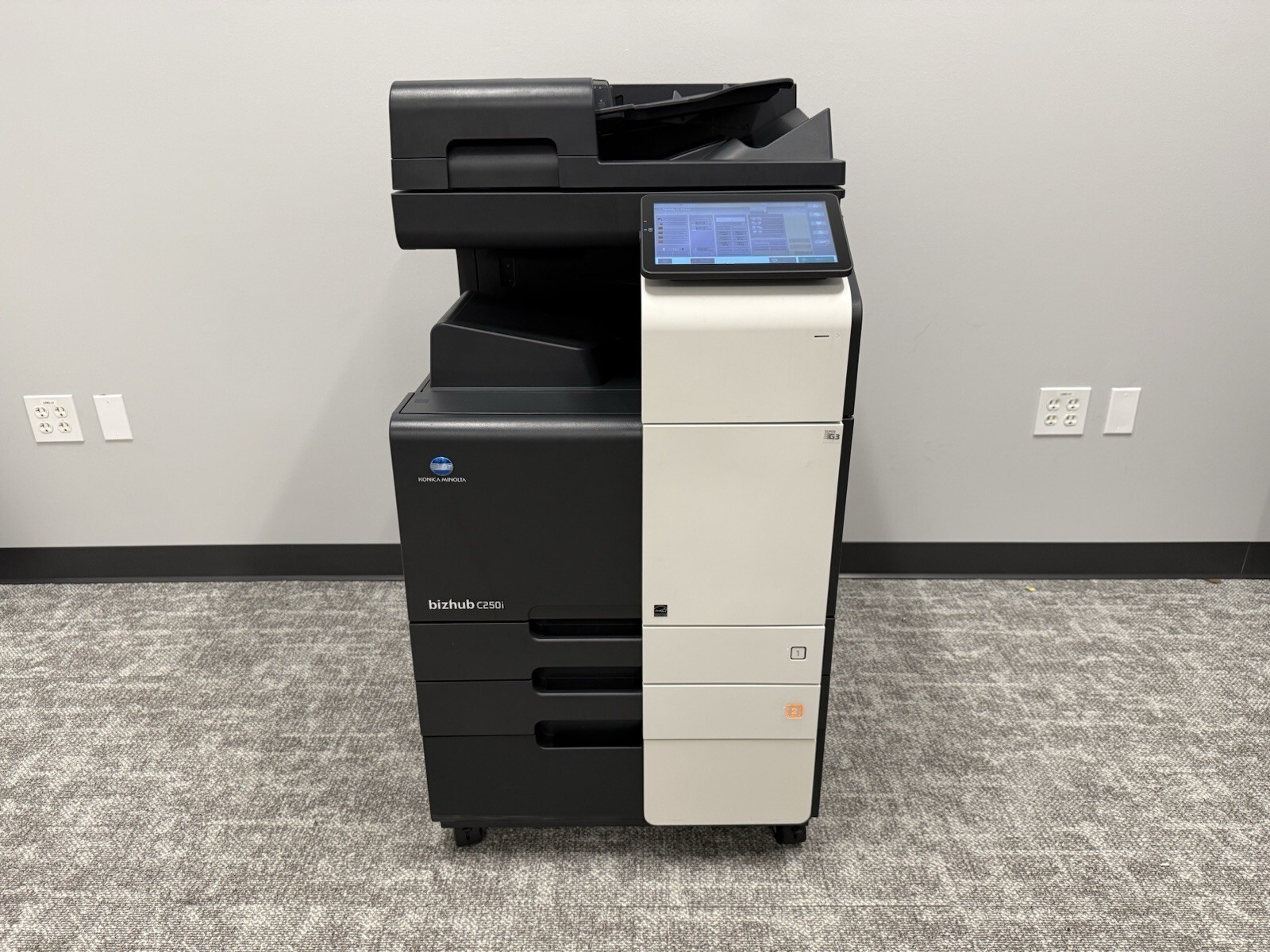 BizHub C250 printer