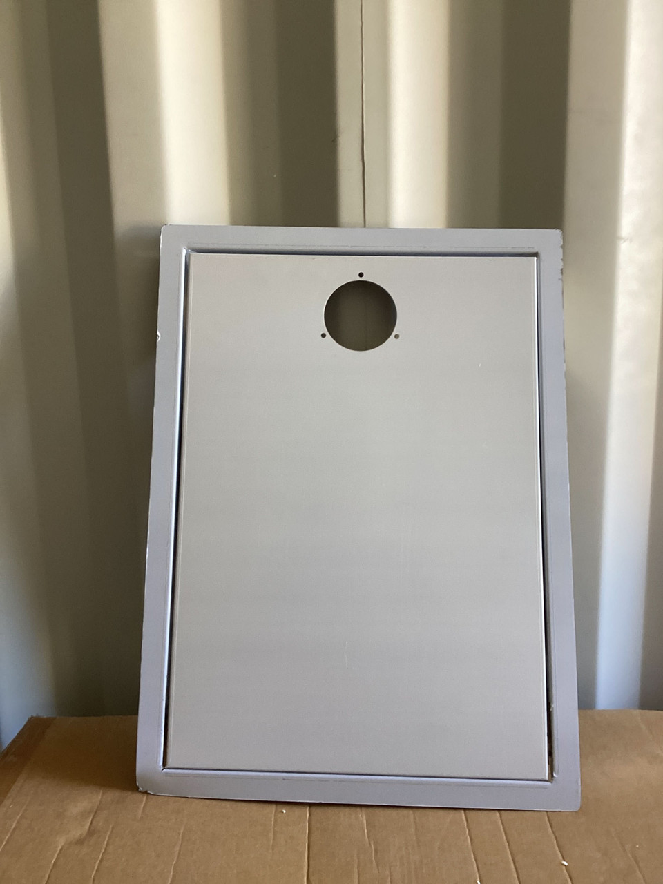 Single Door 17x24