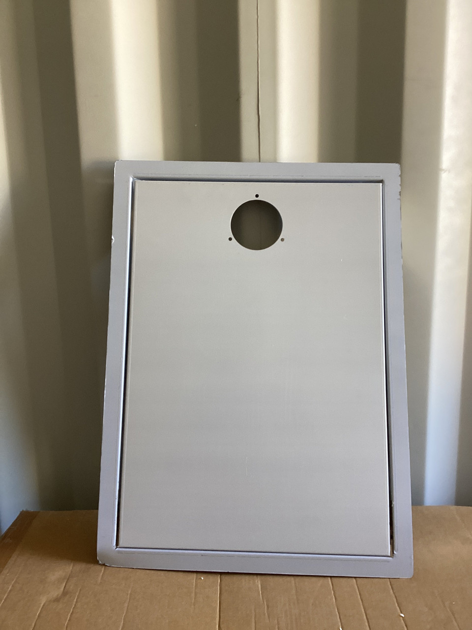 Single Door 17x24