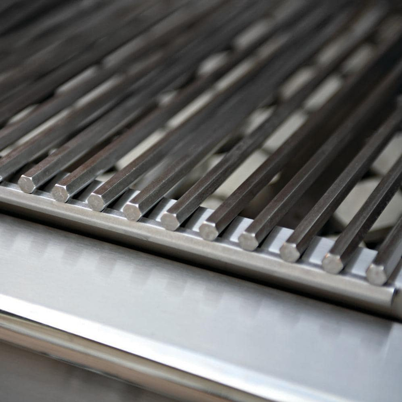 Twin Eagles 42-Inch 3-Burner Built-In Grill - Liquid Propane Gas - TEBQ42G-CL-OB
