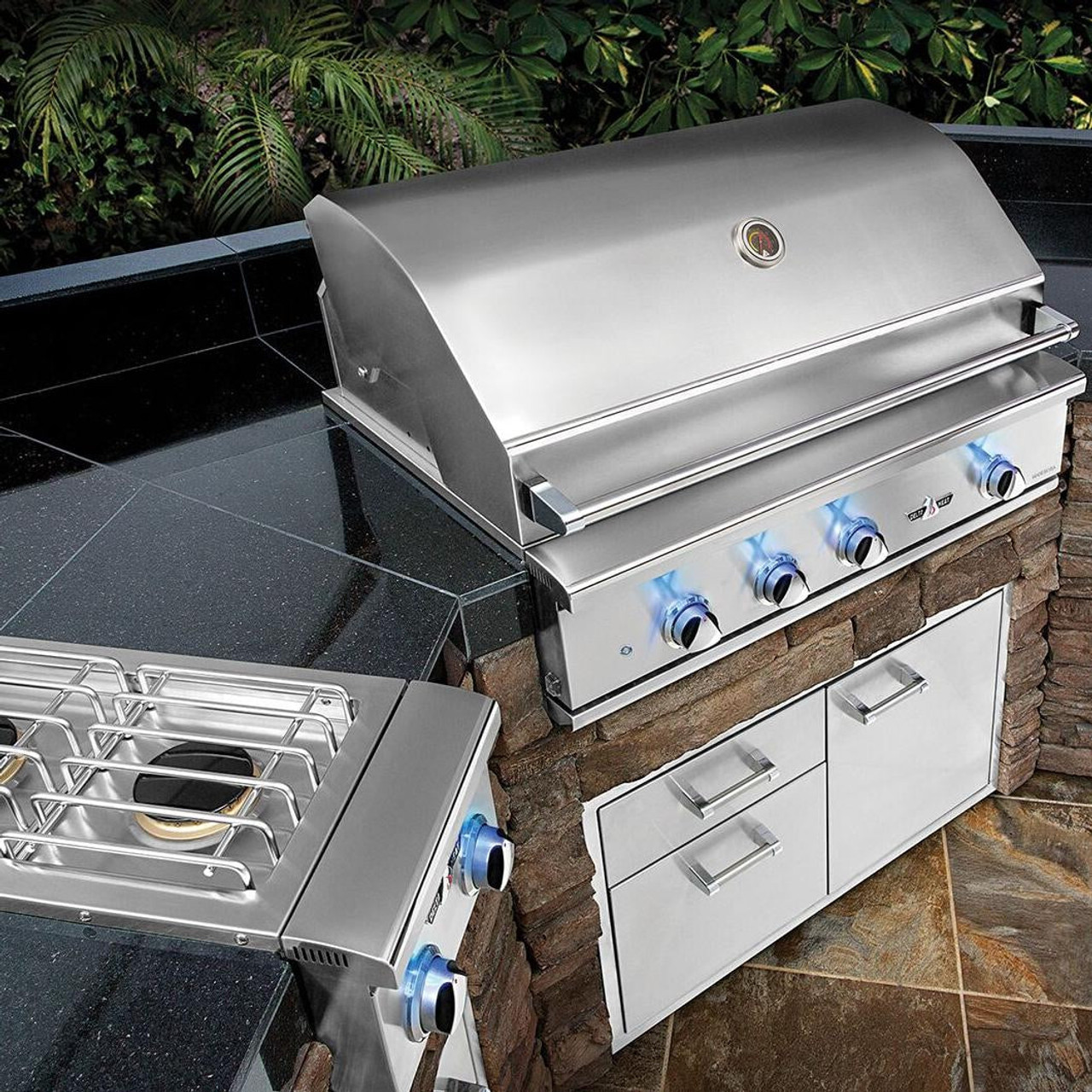 Delta Heat - 38-Inch 3-Burner Built-In Grill with Infrared Rotisserie Burner - Natural Gas - DHBQ38R-DN