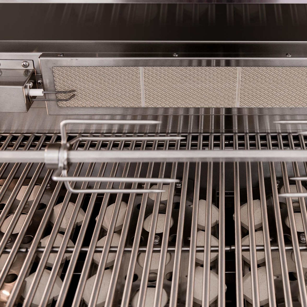 Summerset TRLD - 44-Inch 4-Burner Built-In Grill - Natural Gas - TRLD44-NG