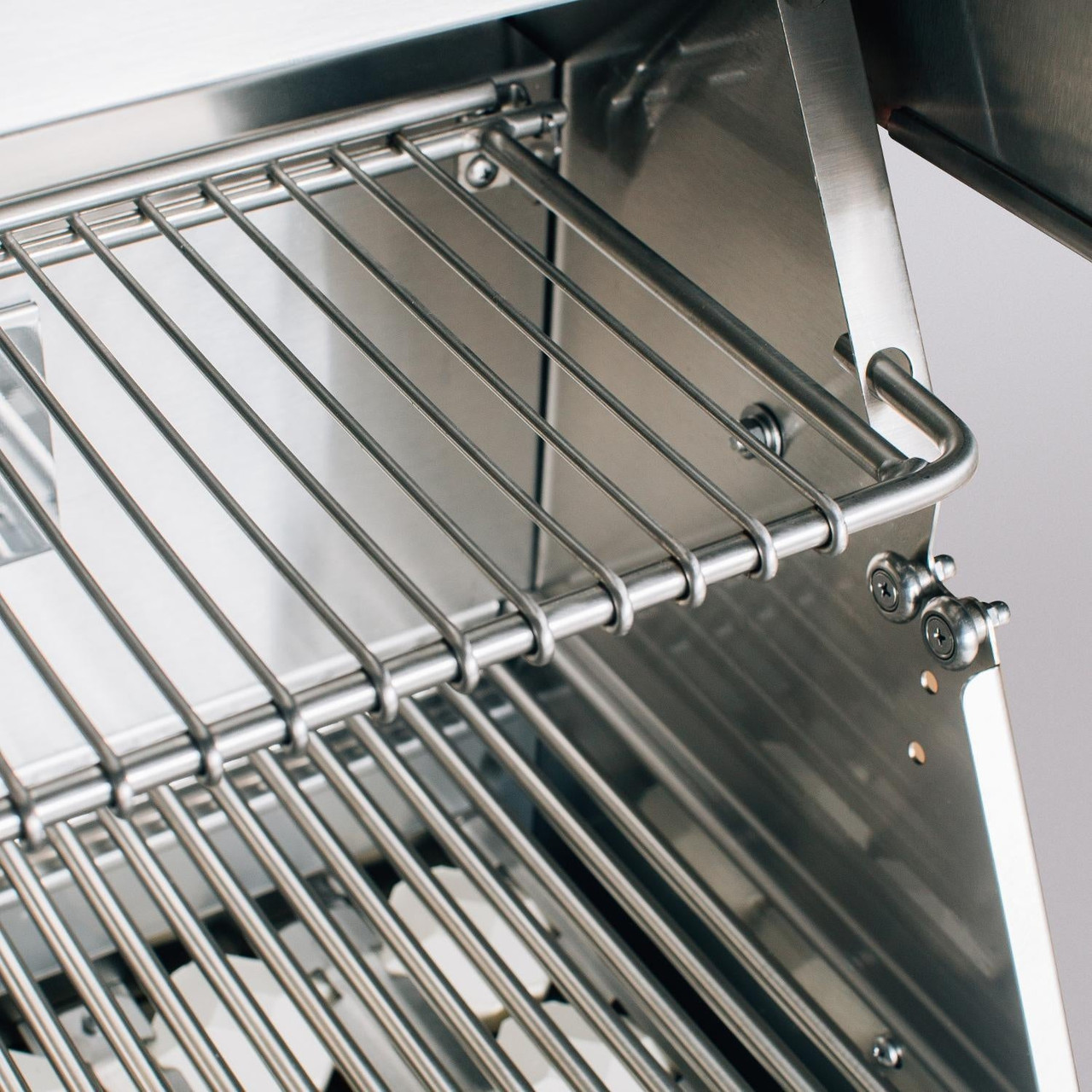 Summerset Alturi - 42-Inch 3-Burner Built-In Grill - Natural Gas - ALT42T-NG