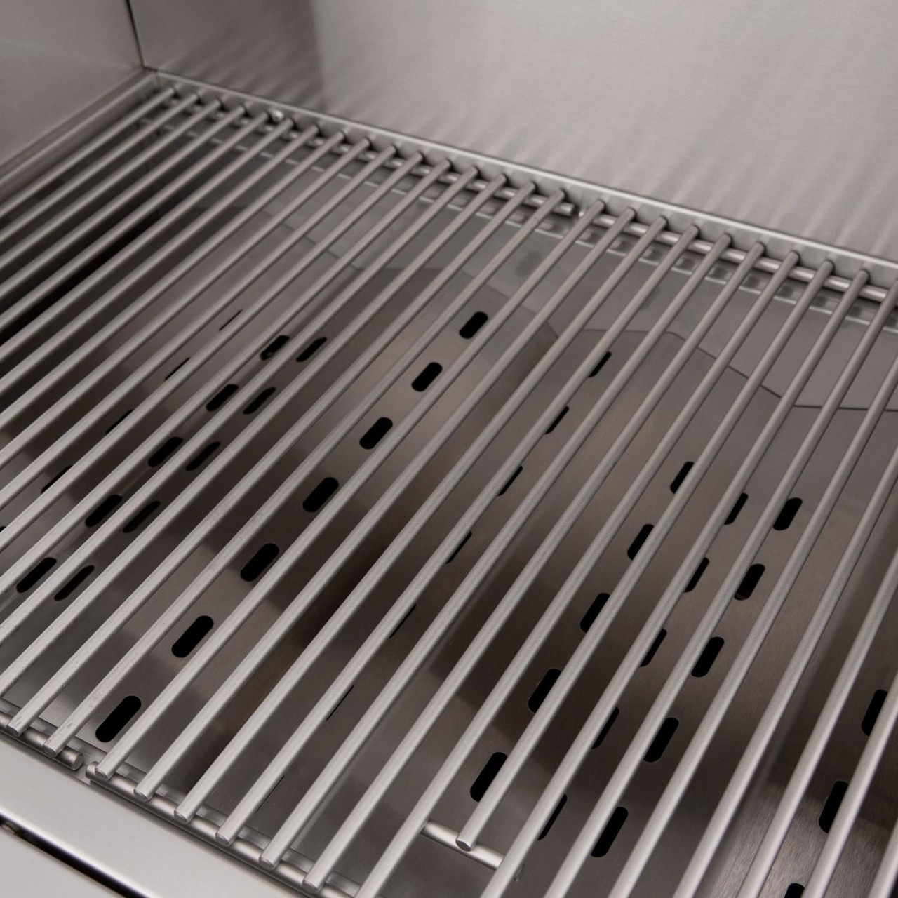 Summerset Builder - 30-Inch 2-Burner Built In Grill - Natural Gas (Ships as Natural Gas with Conversion Fittings) - SBG30-NG