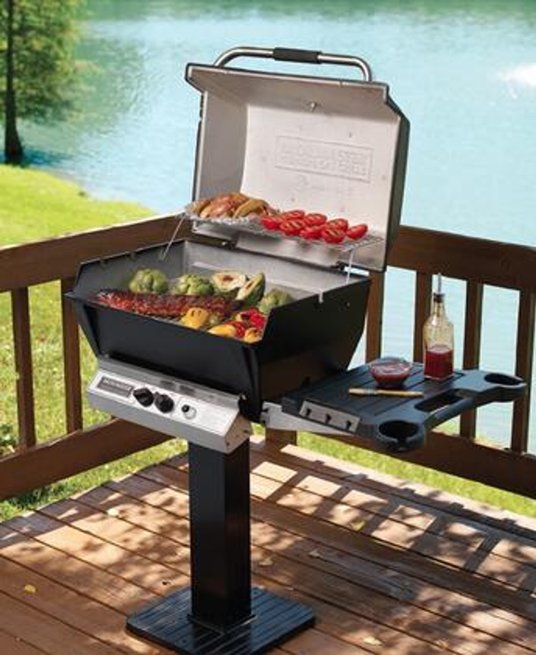 Broilmaster Deluxe Series - 27-Inch 2-Burner Post Mount Grill - Natural Gas - H3PK3N