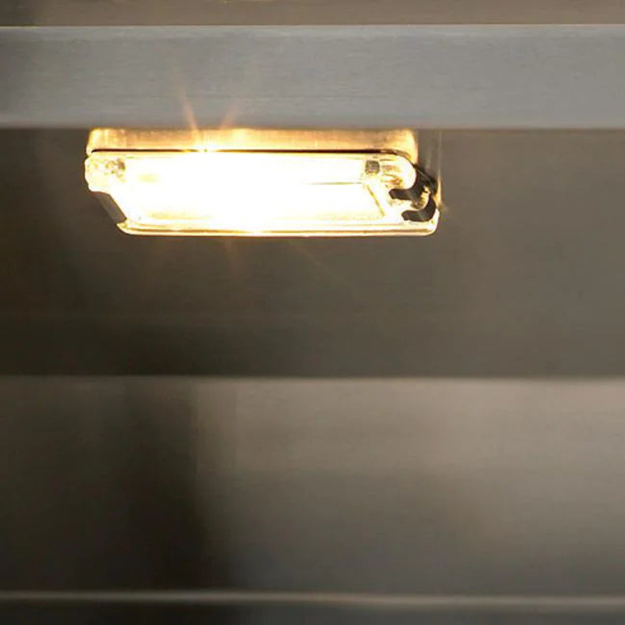Delta Heat - 38-Inch 3-Burner Built-In Grill - Natural Gas - DHBQ38G-DN