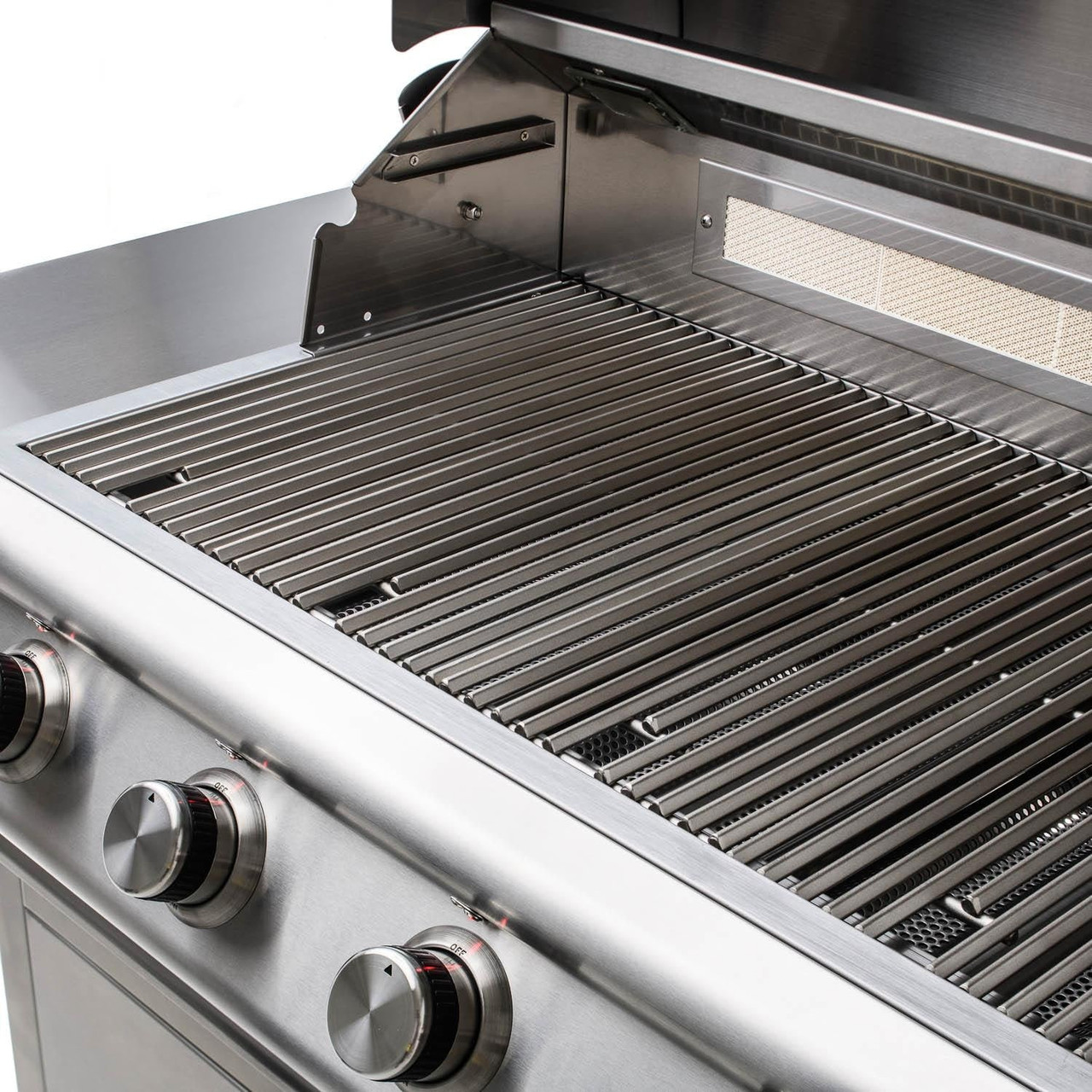 Blaze Premium LTE - 32-Inch 4-Burner Built-In Grill - Natural Gas with Grill Lights - BLZ-4LTE2MG-NG