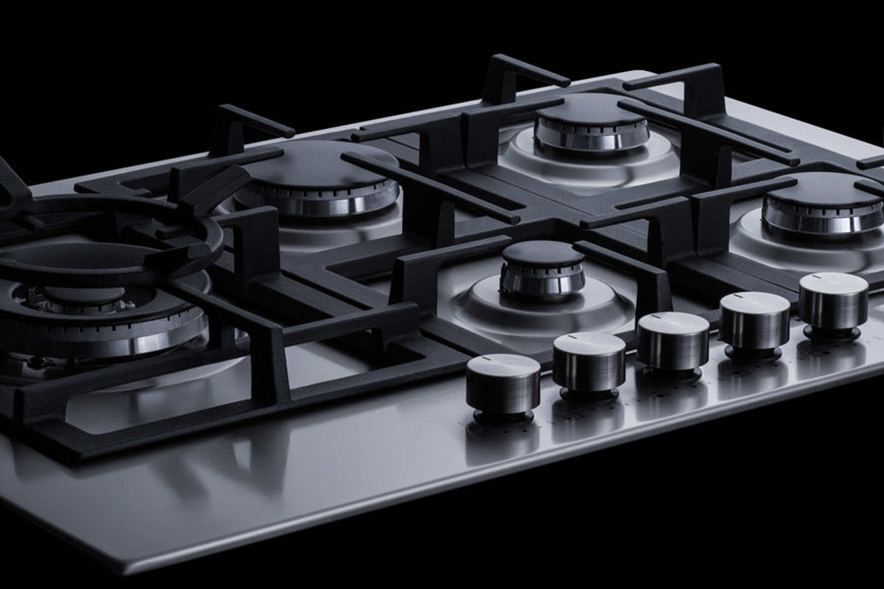 Summit - 30" Wide 5-Burner Propane Gas Cooktop In Stainless Steel - GCJ5SSLP
