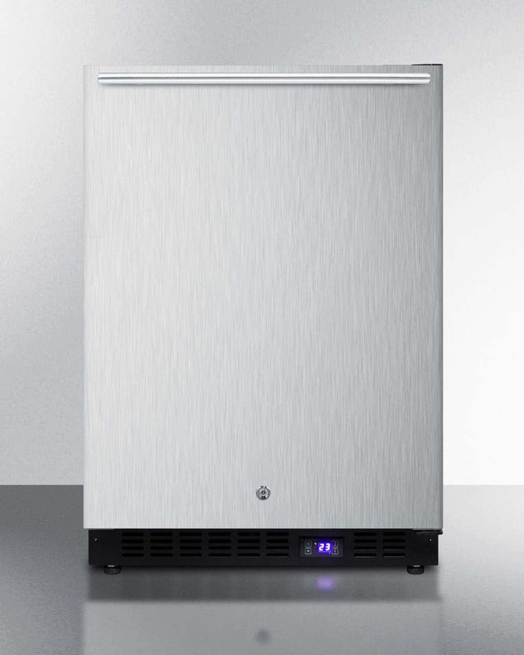 Summit - 24" Wide Outdoor All-Freezer With Icemaker - SPFF51OSSSHHIM