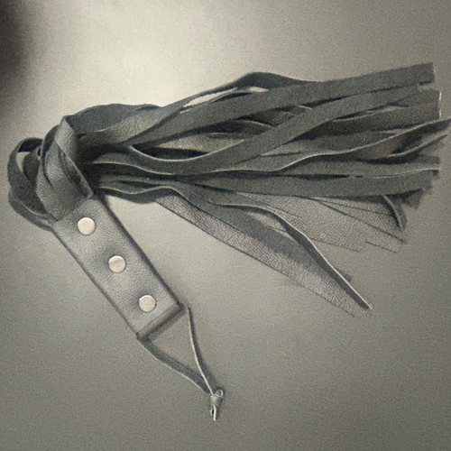Medium Flogger 