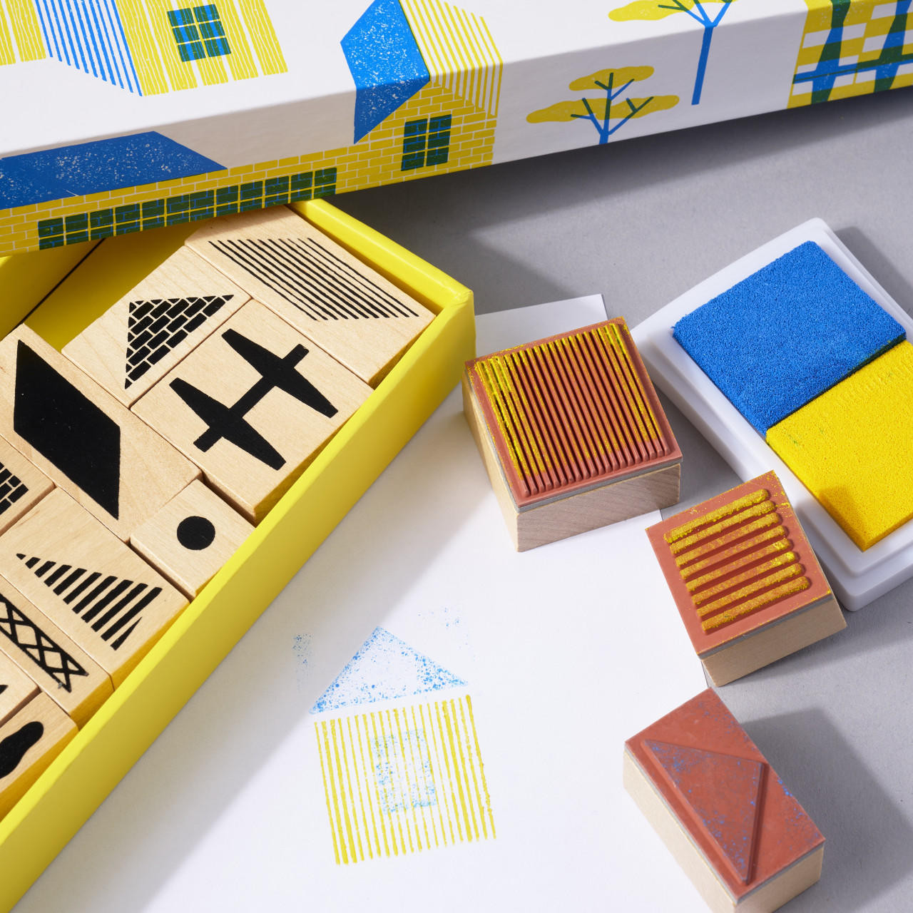 Tampon case  Museum of Design in Plastics