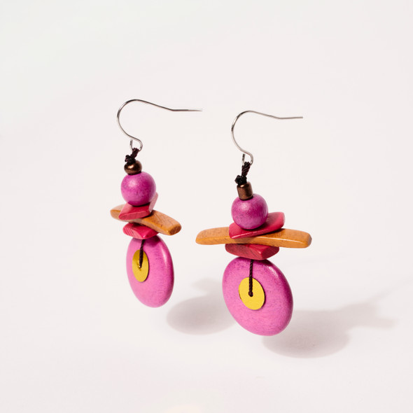Assuta Fuchsia Drop Wood Earrings