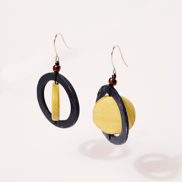 Circle Cut-Out Earrings