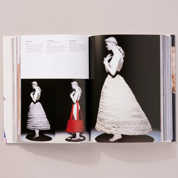 Fashion History from the 18th to the 20th Century - Bibliotheca Universalis Series