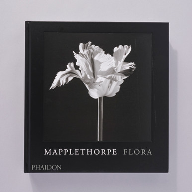 アート・デザイン・音楽 MAPPLETHORPE: THE COMPLETE FLOWERS Mapplethorpe Flora: The Complete Flowers (Hardcover