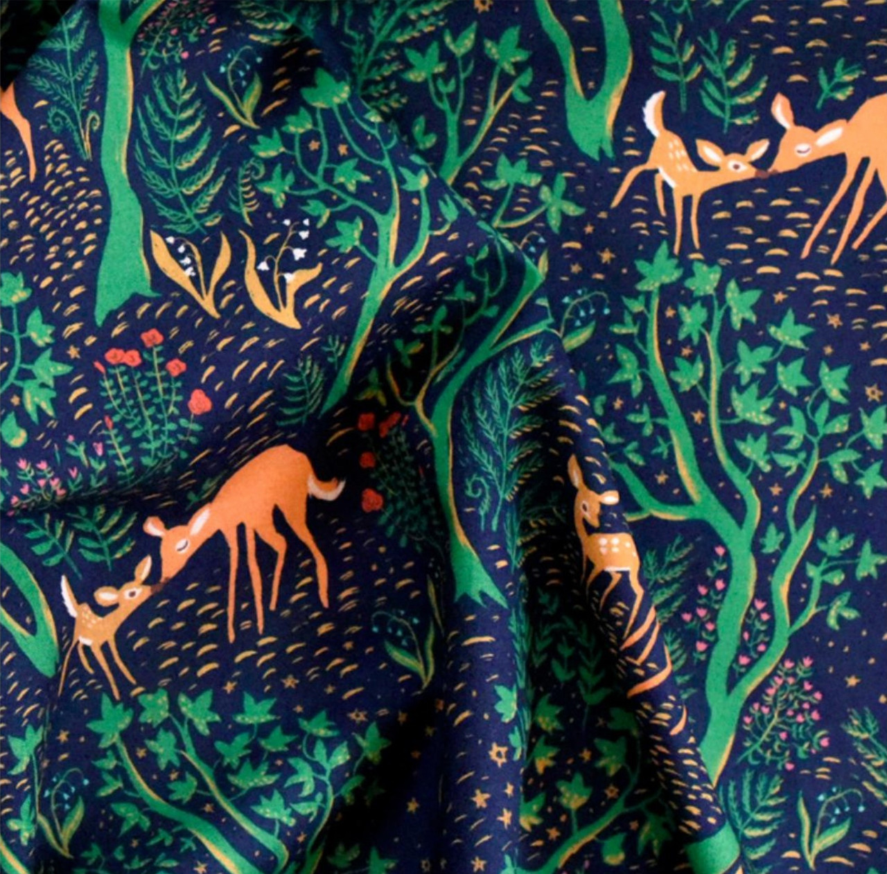 Holly & Hearth - Holly Wideback 108