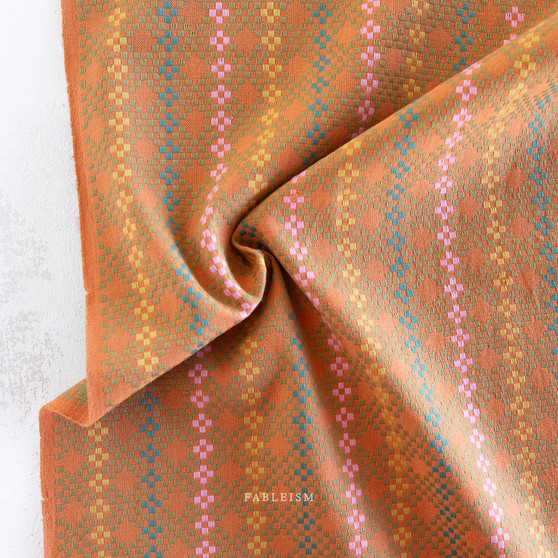 FABLEISM Lucky Loom, Mosaic in Amaretto - ELEGANTE VIRGULE CANADA