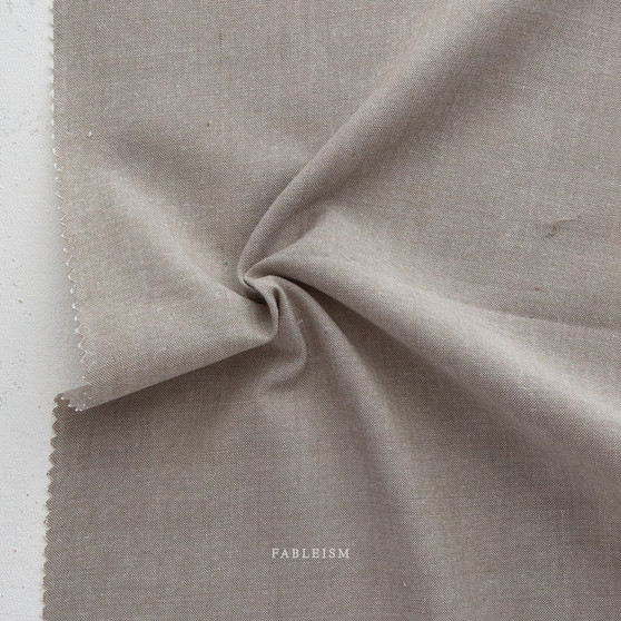 FABLEISM, Everyday Chambray in Twiggy - Elegante Virgule Canada, Canadian Fabric Online Shop, Quilt Shop, Quilting Woven Bamboo Cotton