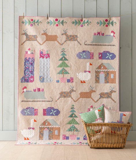 TILDA HIBERNATION, Happy Holidays Quilt kit in BEIGE - Elegante Virgule Canada