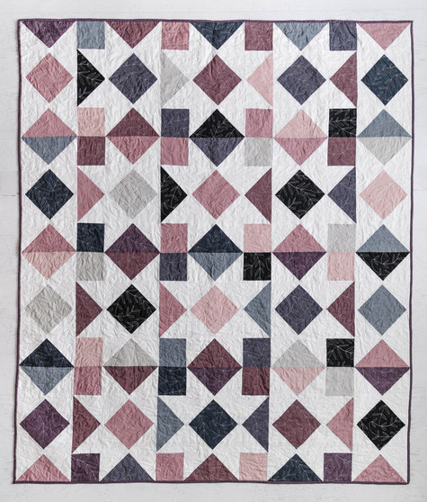 Starling Quilt kit in AGF Seedling and AGF Pure Solids (Pattern by Suzy Quilts) - Throw size 62" x 70" (157 x 178 cm) - ELEGANTE VIRGULE CANADA