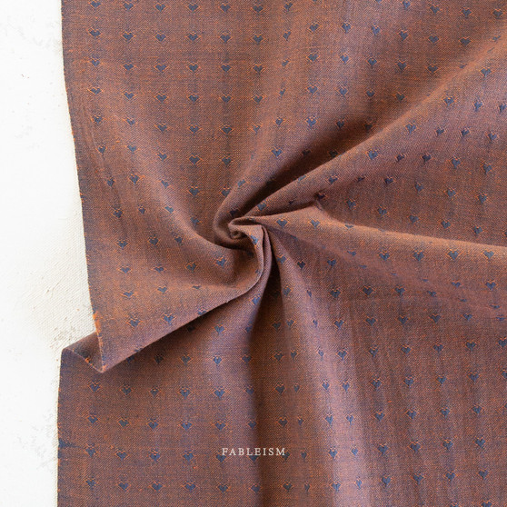 FABLEISM, Queen of Hearts, Dobby Hearts in Sunday Best, 55'' Wide (140 cm) - ELEGANTE VIRGULE CANADA