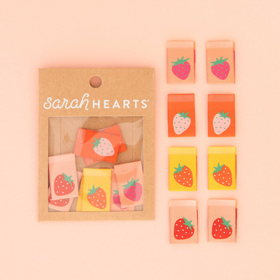 SARAH HEARTS, Strawberry Woven Labels (Multipack of  8 Labels) - ELEGANTE VIRGULE CANADA