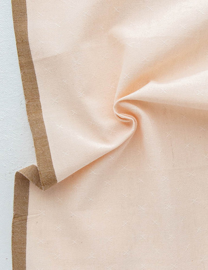 FABLEISM, Sprout tissé couleur amande - Elegante Virgule Canada, Boutique de tissus canadiens en ligne, Courtepointe Shop, Courtepointe ing Cotton