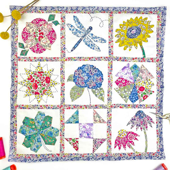LIBERTY FABRICS, Alice Caroline Exclusive - Summer Mini Sampler Quilt Kit - ELEGANTE VIRGULE CANADA