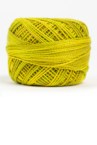 ALISON GLASS, Eleganza™ Variegated 8wt, 2206 Lichen - Wonderfil Specialty Thread, Elegante Virgule Canada